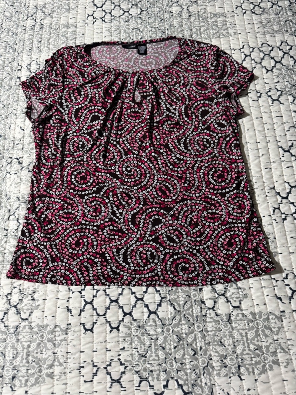 east 5th Brown and Pink Floral Cap Sleeve Peep Hole Knit Top Ladies XL